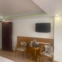 Cho Thuê Nhà Mặt Tiền Phan Xích Long, Phú Nhuận: Dt: 10X20M, 1 Hầm, 5 Lầu, 70 Triệu/Tháng