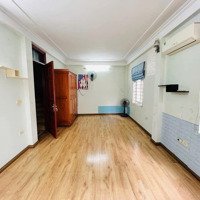 Bán Nhà Phố Kim Giangdiện Tích40 M X5 T Mặt Tiền 5.68 M Giá Bán 7.75 Tỷ .