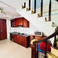 Bán Nhà Phố Kim Giangdiện Tích40 M X5 T Mặt Tiền 5.68 M Giá Bán 7.75 Tỷ .