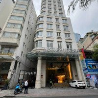 Bán Nhà Mặt Tiền Lê Thánh Tôn, Quận 1. Dt(8,2X25M). 9 Lầu. Gía 195 Tỷ. O947-9I6-Ii6