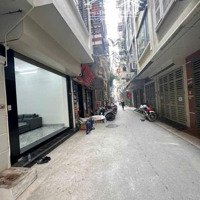 Bán Nhà Riêng View Đẹp Tại Trần Quốc Hoàn, 14,5 Tỷ, 40M2, Tiện Ích Đầy Đủ