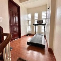 Bán 70M2 Nhà Bồ Đề, Gara, 6 Phòng Ngủđủ Công Năng, Gần Mặt Phố Hồng Tiến, Chỉ 170 Triệu/M