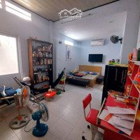 Bán Nhà Hẻ Xe Tải Thông Hoàng Hoa Thám P5 Phú Nhuận 1 Lầu 2 Phòng Ngủ 2 Vệ Sinh Thuận Tiện Kd, Có Sân Đỗ Oto