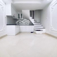 Hàng Hiếm Tại Lĩnh Nam, Hoàng Mai, Hà Nội, Giá Bán 6 Tỷ, Diện Tích 40M2