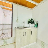 Cho Thuê Phòng Trọ Mới Xây 100% Ban Công Thoáng Mát Ngay Mặt Tiền Nguyễn Tri Phương, Quận 10