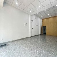 Cho Thuê Nhàmặt Tiềnđường Phan Văn Trị P11 Bình Thạnh -Diện Tích4M X 16M, 1 Trệt 1 Lửng