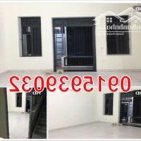 Cho thuê căn hộ khép kín tầng 4, tầng 5 tại số 9 Hàng Trống, Hoàn Kiếm, Hà Nội, 0915939032