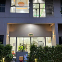 Căn Hộ Villa Westgate - Trực Diện Hồ Bơi - Full Nội Thất Giá 15 Triệu/Tháng - 1 Trệt 1 Lầu , Ở Liền