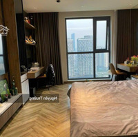 Chính Chủ Bán Penthouse Duplex 235M2, 4 Phòng Ngủ3Vs, Full Đồ Đẹp, Chung Cư Starlake Tây Hồ. Giá Chỉ 34 Tỷ