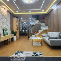 Bán Nhà Hẻm 1/ Ngay Nghĩa Phát, Tân Bình. Giá: 2 Tỷ 690 / 45M2. Sổ Hồng Riêng. Hẻm Thông. Lh Ngay!