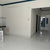  BÁN NHÀ CẤP 4 DIỆN TÍCH 105M2 GẦN CHỢ MÀNG MÀNG