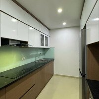 Bán Gấp Căn Hộ Mom City - 67M2 - Ban Công Đông Nam Đủ Đồ Có Slot Ô Tô Dưới Hầm