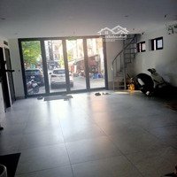 Cho Thuê Nhà Mặt Phố Phùng Hưng:diện Tích50M2 X 4 Tầng,Mặt Tiền5M Nhà Mới Ốp Kính, Giá: 50 Triệu/Th