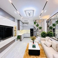 Bán Nhà Dịch Vọng Cầu Giấy 25/30M2 X 5 Tầng Xây Mới, Chỉ 6.4 Tỷ