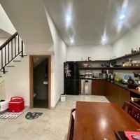 Xoay Vốn Bán Nhà Hòa Hưng, Phường 12, Quận 10, Giá Bán 3 Tỷ 100, Diện Tích 60M2, Hẻm Xe Hơi