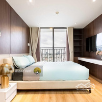 Cho Thuê Gấp Chcc Republic Plaza Cộng Hòa.diện Tích50M2, 1 Phòng Ngủ Bancon, Giá 12 Tr/Th. Liên Hệ: 0932 349 271 Tâm