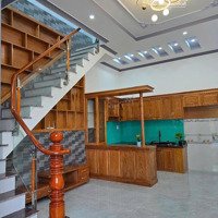 Cần Bán Nhà Mới Xây 100% Phường Định Hòa Gần Tp Mới Bình Dương Giá Chỉ 3Tỷ250