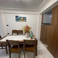 Bán Nhà Riêng 6 Phòng Ngủ 3 Vệ Sinh 43M2 Tại Nguyễn Văn Cừ, Ngọc Lâm, Long Biên, Giá Cả Thương Lượng