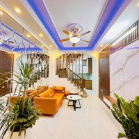 Gấp Bán Nhà Cách Trường Kinh Công 1,5Km Trong Đê Sổ Đỏ Riêng 33M 5 Tầng 3 Ngủ Nhà Mới Liên Hệ: 0961579262