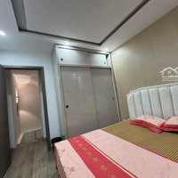 Kim Hoa, Đống Đa.diện Tích26M2 X 3 Tầng,Mặt Tiền3,6M, Giá Bán 6,46 Tỷ. Ô Tô Qua Nhà, Kinh Doanh.