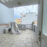 Cho thuê nhà Bùi Đình Túy, P.24, 1 trệt, 2 lầu, ST, Đủ NT, 17tr