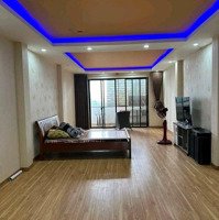 12,5 Tỷ 75M2 , 4 Tầng, Ô Tô Đỗ Cửa - Dừng Đỗ Ngày Đêm - Kinh Doanh - Sân Rộng Trước Nhà.