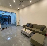 Cho Thuê Nhà Khu Phân Lô Văn Cao, 5 Phòng Ngủ Khép Kín,Diện Tích83M2