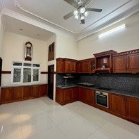 Tôi Chính Chủ Bán Nhàhẽm Xe Hơihẻm 43 Cộng Hòa, P.14, Tân Bình 4.4X19M, Giá Tốt!
