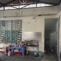 Trung Kính - Bán Đất Tặng Nhà Cũ Ở Được -Diện Tích75M2, Mặt Tiền 5M, Lô Góc 2 Thoáng - 20M Ra Phố