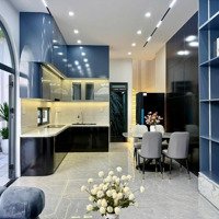 Nhà Đẹp 2 Tầng Kiệt 368 Hoàng Diệu Thông 311 Nguyễn Hoàng .Diện Tích61M2 Nagng 5M5 Nở Hậu ,