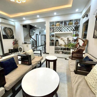 Bán Nhà Trần Thái Tông, Ngõ Thông, Ở Ngay, Gần Phố, Đẹp, Đầy Đủ Đồ, Ở Sướng, Dân Trí Cao 33Mx5Tầng