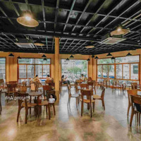 Cho Thuê Nhà Mặt Phố Lê Thái Tổ View Hồ Hoàn Kiếm, 160M2 X 2 Tầng, Mặt Tiền 4.5M, Mọi Mô Hình Kd