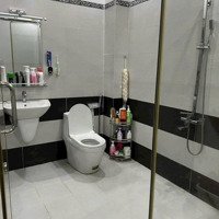 Bán Nhà 1 Trệt 3 Lầu Kdc D2D Võ Thị Sáu Phường Thống Nhất, Hướng Nam
