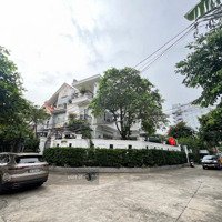 Bán Biệt Thự Góc 3 Mặt Tiền Compoud Thảo Điền, Quận 2 - Dt: 20X16M - 3 Tầng - 5 Pn - Giá Bán: 80 Tỷ