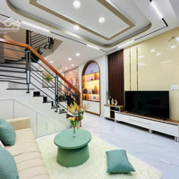 Quá Hiếm -Hẽm Xe Hơi7M Nguyễn Trọng Tuyển - Phường 10- Phú Nhuận. Diện Tích: 76,4M2(4X19M) 5 Tầng+ 8 Phòng Ngủ 13,9 Tỷ
