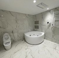 Cần Bán Căn Hộ Siêu Đẹp Tại Royal City 165M2 Siêu Rộng