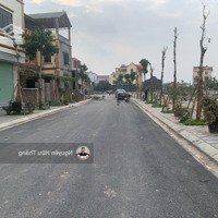 Siêu Hót Bán Mảnh Đất Khu Vực Cực Hiếm, 3 Bước Ra Hồ Điều Hòa - Ô Tô Tránh