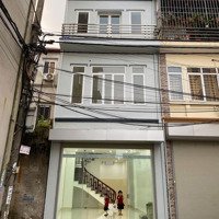 Siêu Hot - Nhà Riêng 3 Tầng Tại Tổ 8, Tt Quang Minh, Cạnhtrung Tâm Thương Mạimê Linh Plaza, Giá Chỉ 2,9 Tỉ