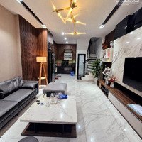 Bán Gấp Nhà Vũ Tông Phan Ô Tô Đỗ Cổng Ngõ Thông 35M2 5 Tầng Giá Bán 6,5 Tỷ