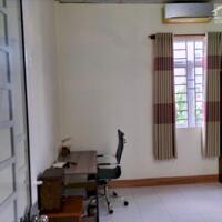 Nhà đẹp 2 tầng, 2 phòng ngủ, 56 m2, hẻm 6m