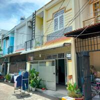 Nhà đẹp 2 tầng, 2 phòng ngủ, 56 m2, hẻm 6m