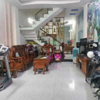 Nhà 3 tầng, ngay khu Công Nghệ Cao Q9, khu phân lô, 60m2, 4 PN, ở ngay, 5.2 tỷ