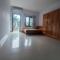 Chdv 20- 35 M2 Đầy Đủ Nội Thất Giường, Tủ, Máy Lạnh, Nước Nóng Lạnh Năng Lượng Mặt Trời. Máy Giặt,