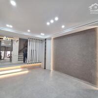 Bán nhà Đàm Quang Trung,Long Biên 6 tầng,55m,mt4.3m oto vào nhà nhỉnh 9 tỷ