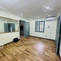 Bán Căn Hộ Tập Thể Nghĩa Tân, Cầu Giấy, 75M2, Tầng 3, Ở Cực Đẹp, Giá Bán 2.88 Tỷ
