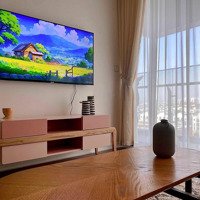 Cần Cho Thuê Gấp Căn Hộ 1 Phòng Ngủ-57M2 Full Nội Thất Xịn . Có Thể Vào Ở Ngay