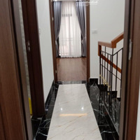Bán Nhà Phố Nguyễn Chí Thanh, Đống Đa 48 M2, Mặt Tiền 4.2 M, 2 Mặt Thoáng Phân Lô Ô Tô Vào Nhà.