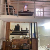 Bán Nhà Gác Lungdiện Tích50M2 Khu Vục Thọ Quang Sơn Tra Hg Đông Nam....mát Mẽ....
Kiệt 2M5...
Cách Biể