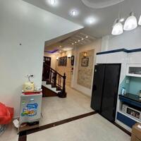  Lê Văn Lương + Nguyễn Ngọc Vũ   DT: 57/61m2  MT: 4.2m  BG: 11.99tỷ
