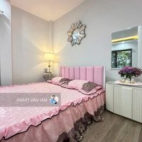 Hơn 6 Tỷ!Bán Nhà Mới Full Nội Thất 5 Tầng Mễ Trì Nam Từ Liêm,Ngõ Nông Rộng Gần 3M,30M Ra Ô Tô Tránh